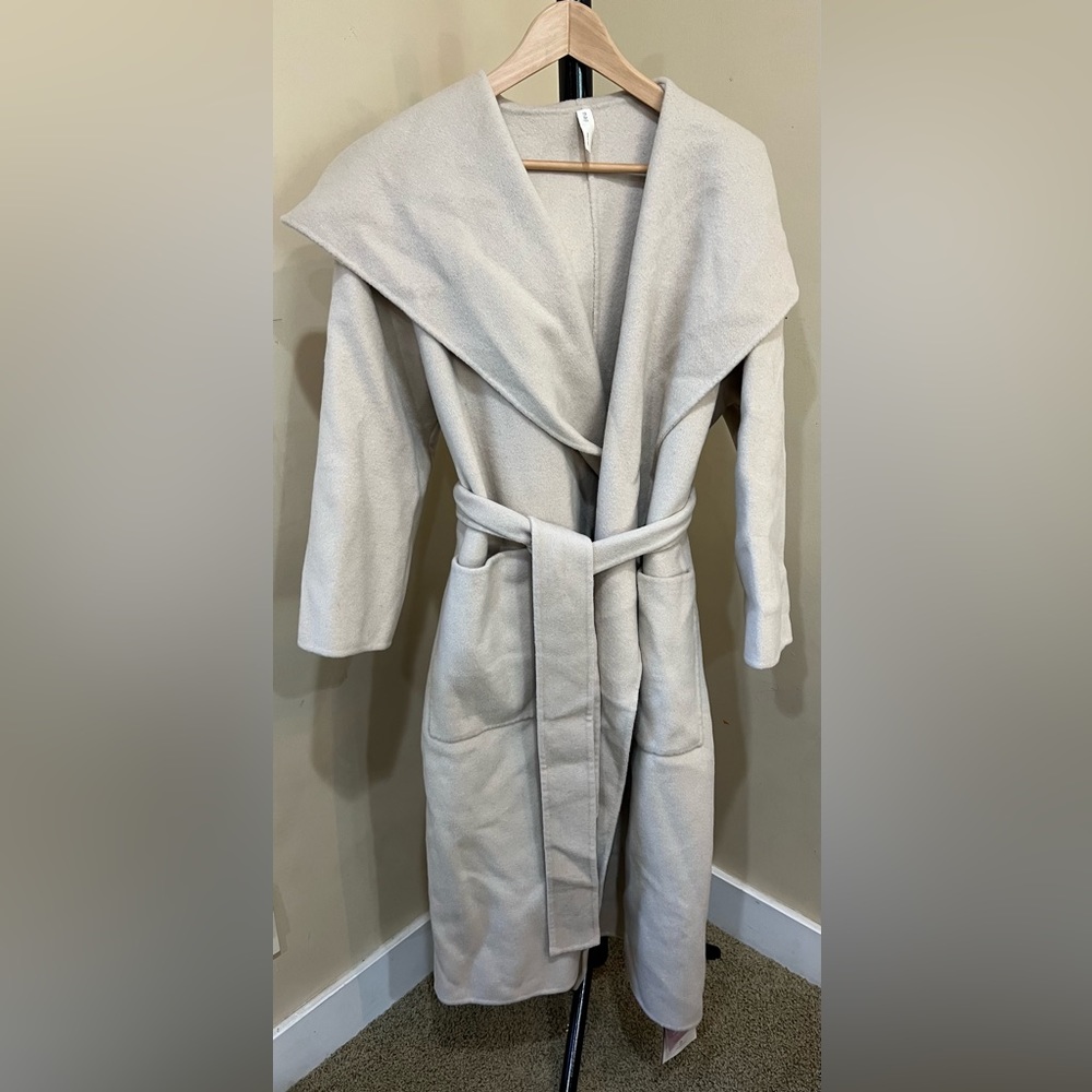 NWT Nap Loungewear Belted Hooded Wrap Coat - 100% Wool - Size S Small - beige